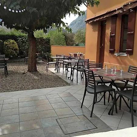 Hotel De La Gare 2*