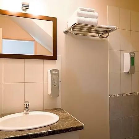 Hotel De La Gare 2*
